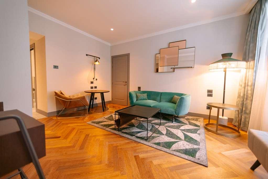 Doubletree By Hilton Monti Hotel Rome