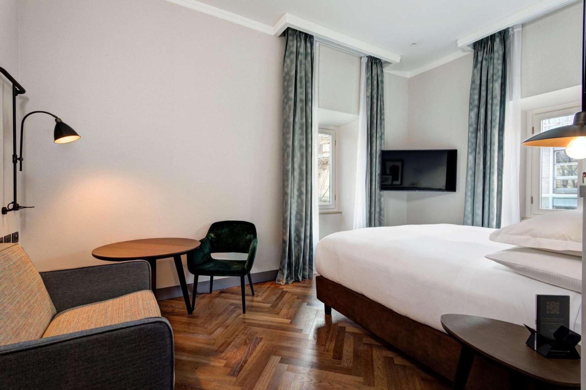 Doubletree By Hilton Monti 4* Roma